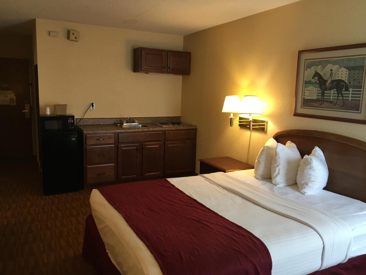 Econo Lodge Inn & Suites Radford-Blacksburg Area Ngoại thất bức ảnh