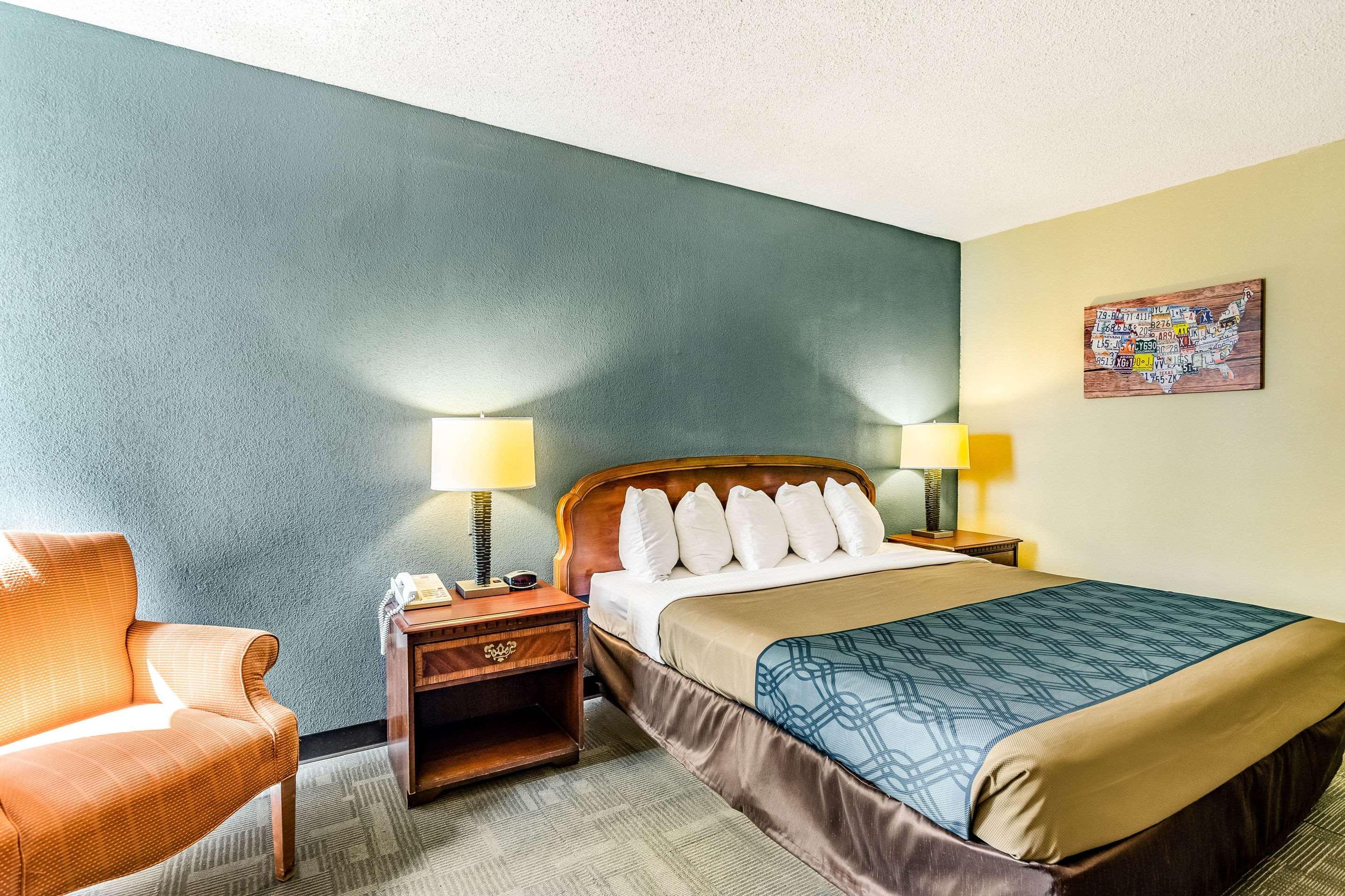 Econo Lodge Inn & Suites Radford-Blacksburg Area Ngoại thất bức ảnh